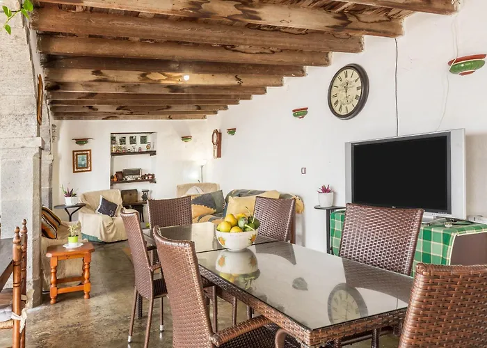 Casa Pollo Buen Lugar *